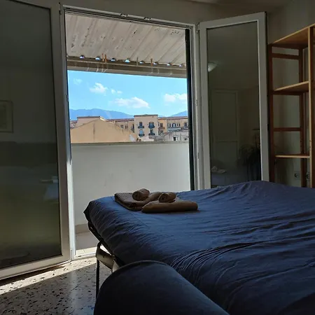 In Central With Rooftop Terrace Apartment